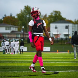 Ja'niaus Avanti k'mere hall