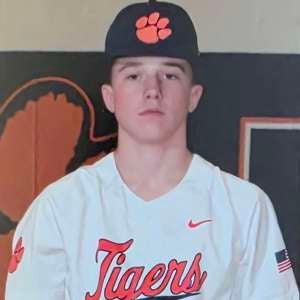 Emory Main mugshot
