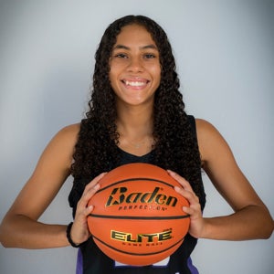 MARIAH DAVIS