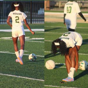 Amina Rozelle mugshot