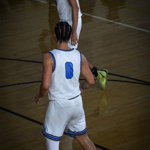 D'angelo Alvarez
