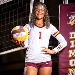 NIA COOK
