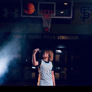 Mone't Edwards mugshot