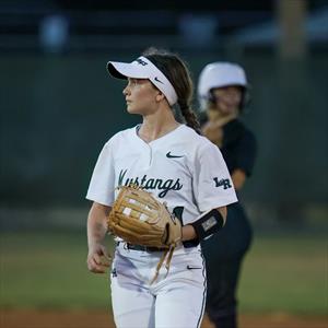 Ellie Wiegand