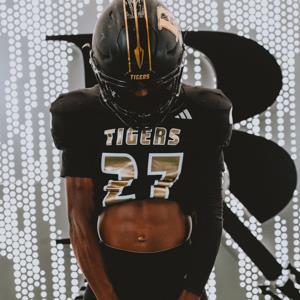 Devin Thompson