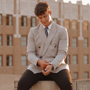Carver Carson