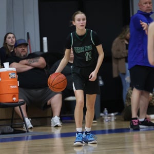 Lakin Van Essendelft