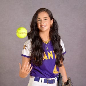 Aly Earnest mugshot