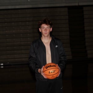 Brady  Knutson