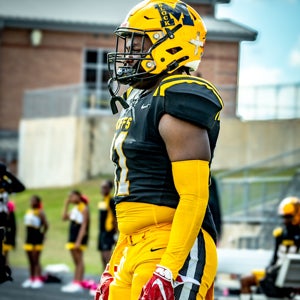 Jakobi Davis