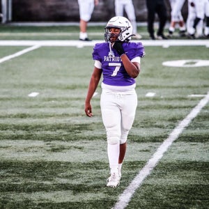 Javion Mills