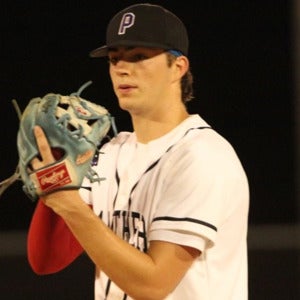 Kross Howarth