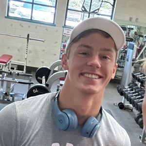 Logan J Sensenig