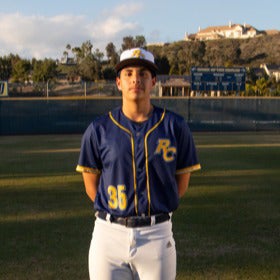 Ryan  Gomez