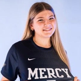 LIZZIE BARTA