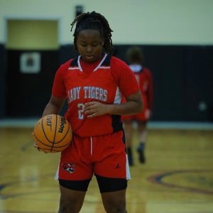 Araniya Riggins
