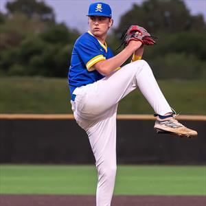 Carter Hinsley mugshot