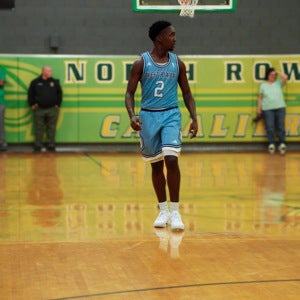 Elijah Holmes