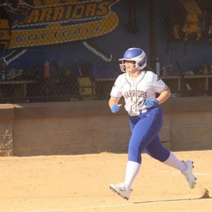 Dakota Thompson mugshot