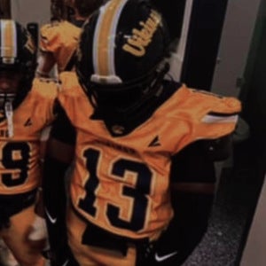 Tavion Laws
