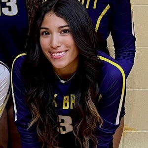 Mia Hernandez
