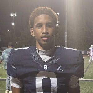 Donavan Hollis