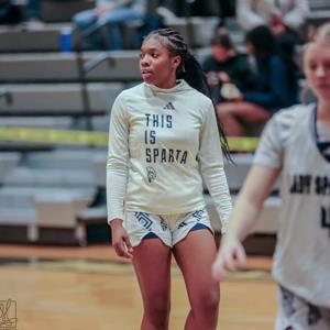 Nyliveyah Harris