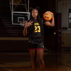 KAYLLIS WALKER