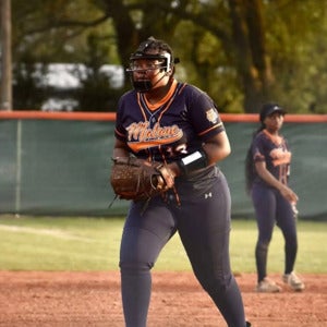 Arielle Dickens mugshot