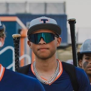 Deric Cruz Jr.