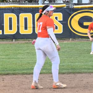 IZZY LOESCH