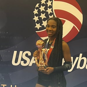 Charlotte Aus mugshot