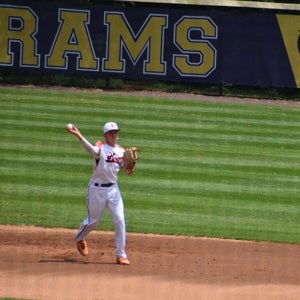 CASEY MILLS