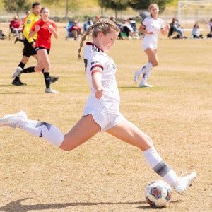 HAYLEE  HUTTENHOW