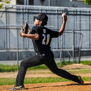 Larry Hernandez mugshot