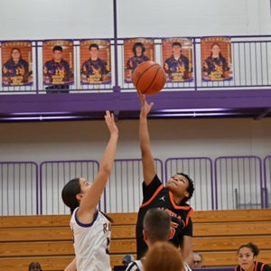 La Nia Moore mugshot