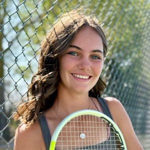 CHLOE BARKER