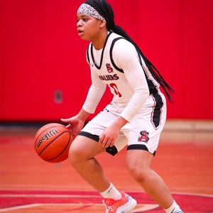 Trinity Holloway