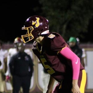 Willie Desantis ‘25 olb 6’3” 215lbs