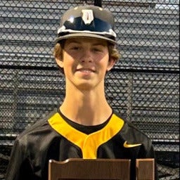 Clayton Lenz
