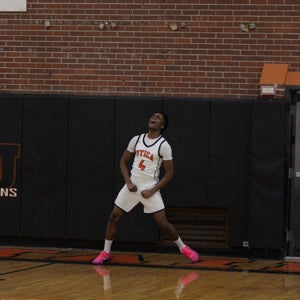 Malik Cross-Nelson* mugshot