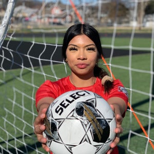 Monica De La Cruz