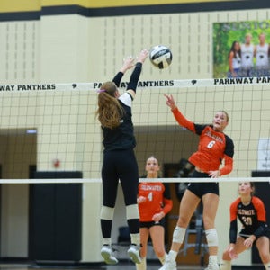 Naomi Knapke mugshot