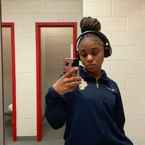 Jaelissia Reeves