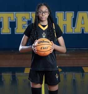 Victoria Hall mugshot