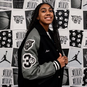AVERI CARTER