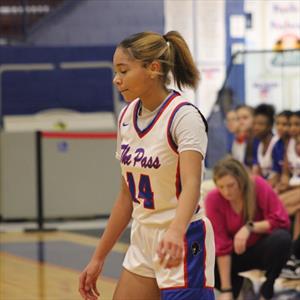 Khloee Vinsonhaler-bush