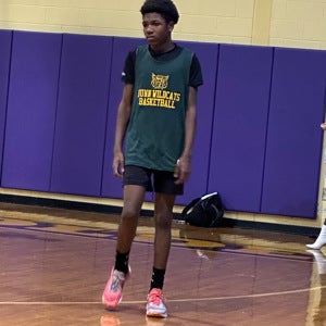 Kamari Hinton