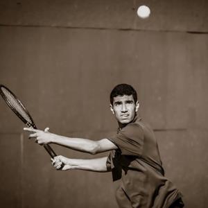 ARAD HOSSEINI