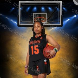 Courtnei  Calhoun